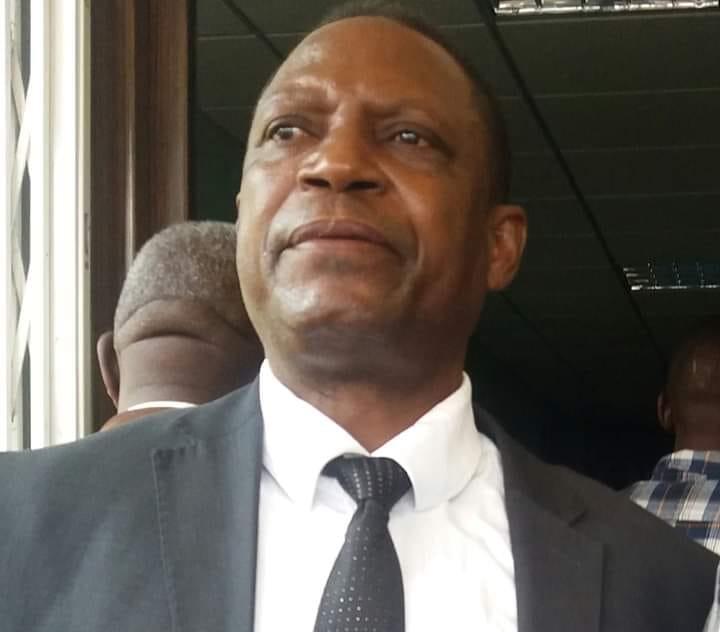 LUO, KAPATA, CHALIKOSA ARE BEHAVING LIKE YOUNG GIRLS IN STREETS… They need alangizi- Paul Moonga LUO, KAPATA, CHALIKOSA ARE BEHAVING LIKE YOUNG GIRLS IN STREETS… They need alangizi- Paul Moonga