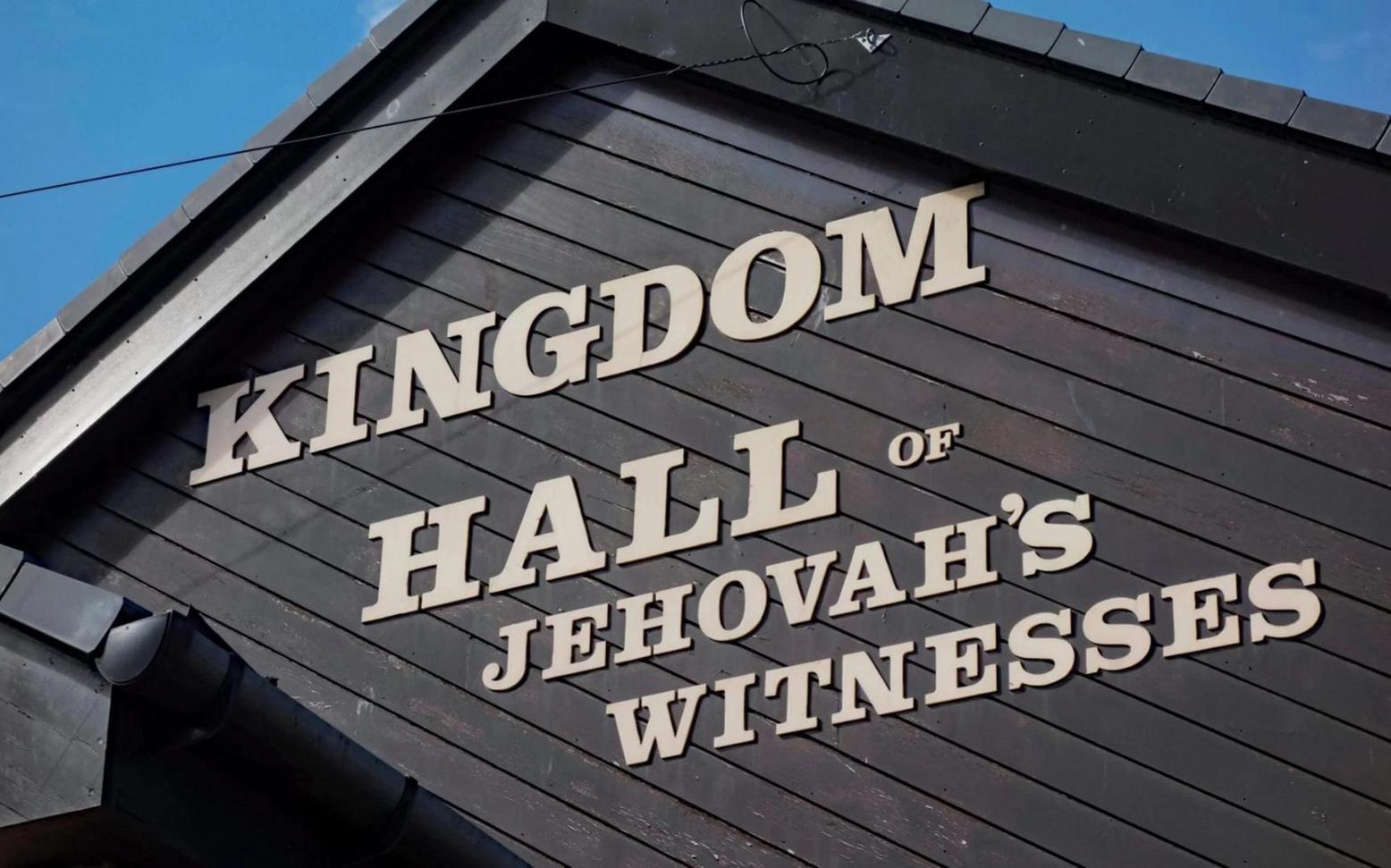 Jehovah’s Witness Student Quits Studies Jehovah’s Witness Student Quits Studies