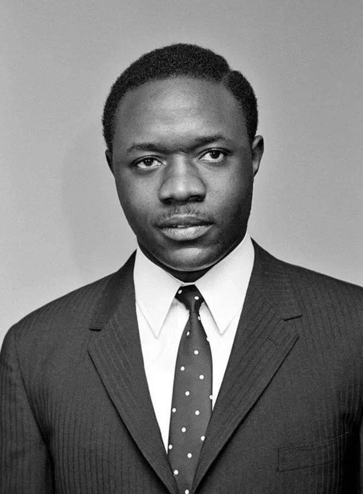 This is Young Venon Mwaanga shortly after Zambia’s independence in 1964, he became the country’s first Deputy High Commissioner to the United Kingdom This is Young Venon Mwaanga shortly after Zambia’s independence in 1964, he became the country’s first Deputy High Commissioner to the United Kingdom