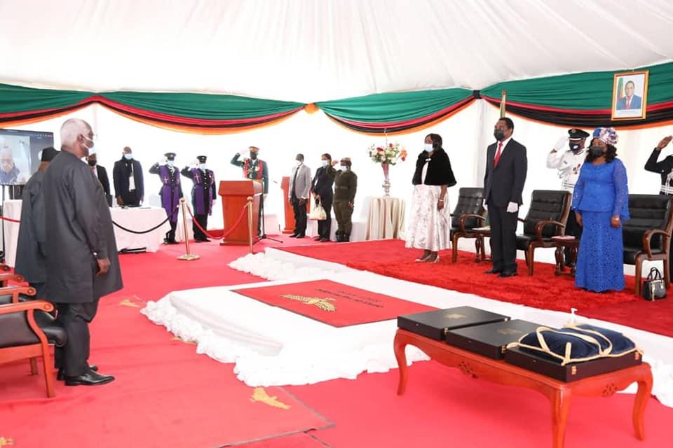 President HH confers highest national award to Obasanjo, Sirleaf, Bai Koroma as Sishuwa condemns the move President HH confers highest national award to Obasanjo, Sirleaf, Bai Koroma as Sishuwa condemns the move