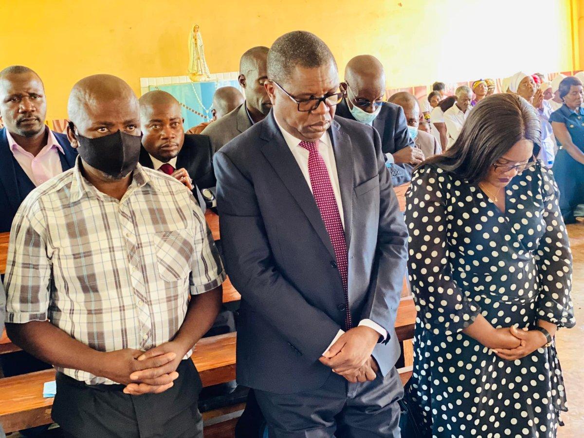 We’re Ready For The By-election In Kwacha, Declares Bonanza….as he donates k70, 000 cash to St. Peter Catholic Parish in Ipusukilo Compound We’re Ready For The By-election In Kwacha, Declares Bonanza….as he donates k70, 000 cash to St. Peter Catholic Parish in Ipusukilo Compound
