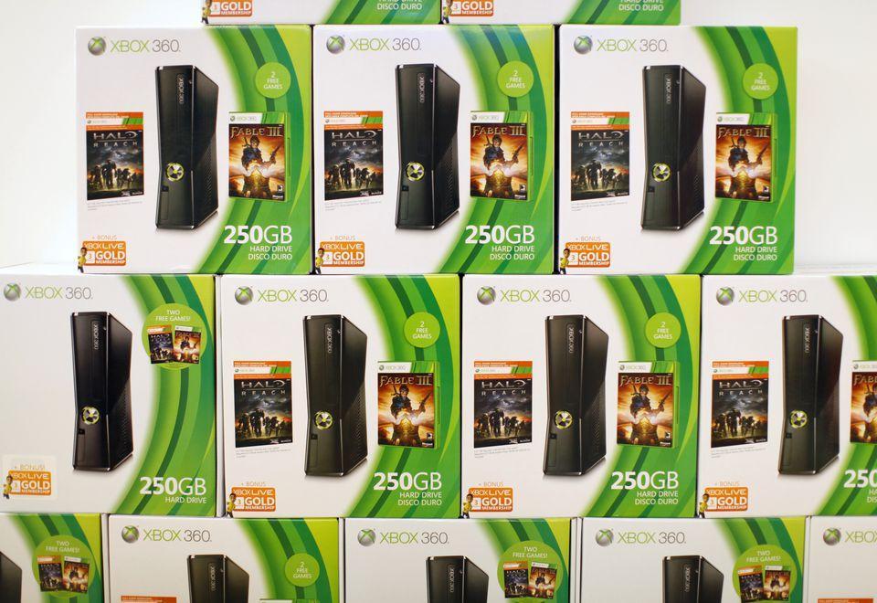Microsoft to shut Xbox 360's online store next year Microsoft to shut Xbox 360's online store next year