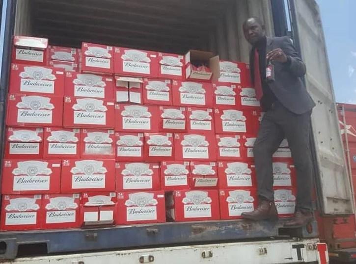 ZRA Impounds South African Truck Loaded With Alcoholic Beverages ZRA Impounds South African Truck Loaded With Alcoholic Beverages