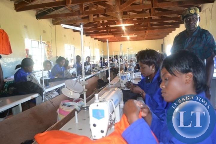 1,000 youths armed with entrepreneurship skills 1,000 youths armed with entrepreneurship skills