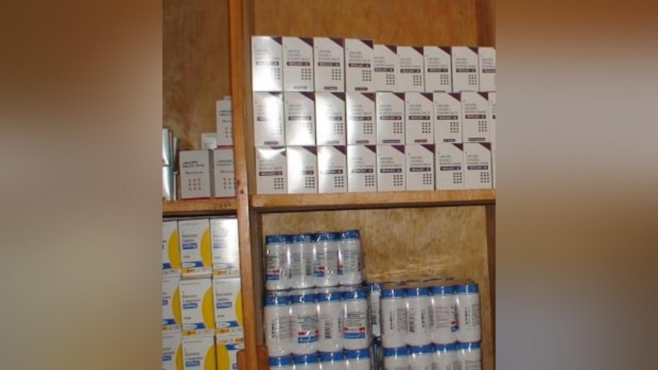 Illegal foreign health practitioner nabbed Illegal foreign health practitioner nabbed