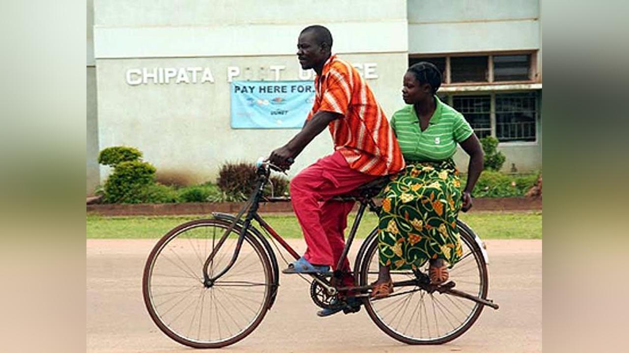 Married couples in Public Service will no longer be separated due to transfers Married couples in Public Service will no longer be separated due to transfers
