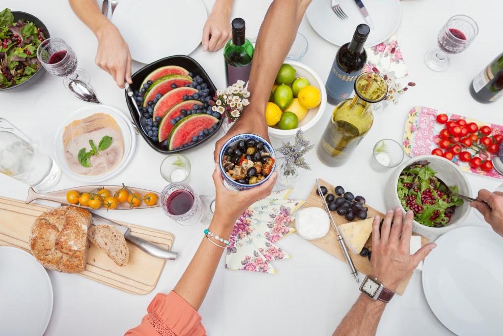 Guilt-free indulgence: How to master mindful eating this festive season Guilt-free indulgence: How to master mindful eating this festive season