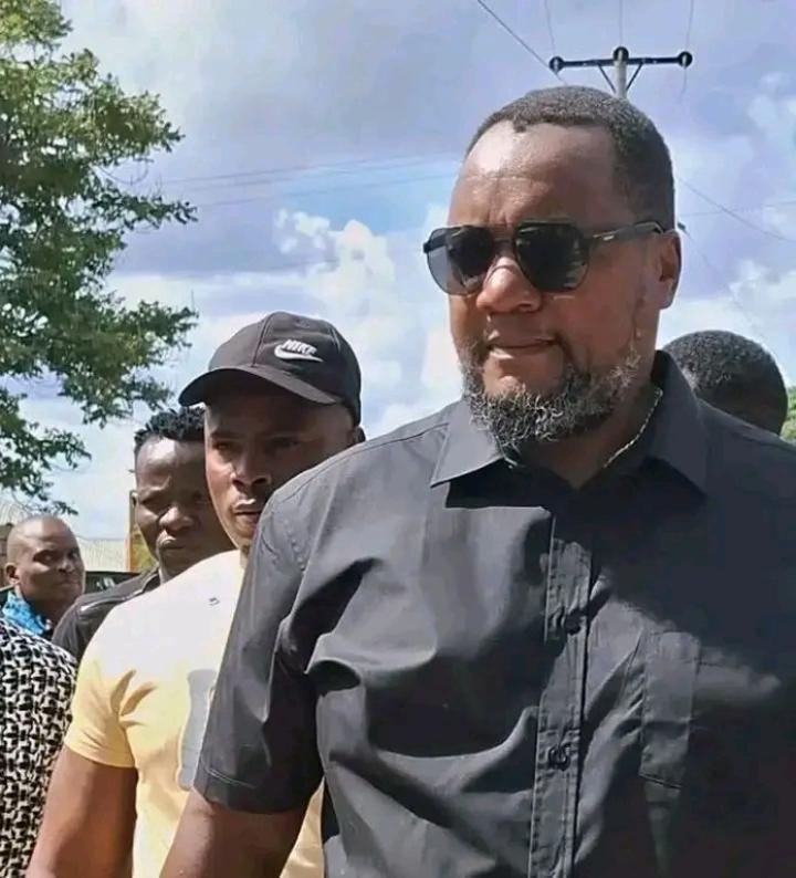 PF's Three Centres of Power and Legal Paralysis PF's Three Centres of Power and Legal Paralysis