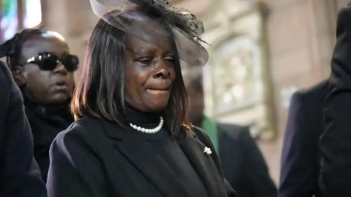 ESTHER LUNGU SEES HOPE AS BURIAL DISPUTE CONTINUES - The Zambian Observer ESTHER LUNGU SEES HOPE AS BURIAL DISPUTE CONTINUES - The Zambian Observer