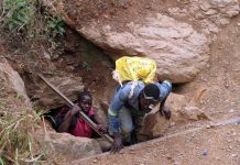 Chinese miners in kidnapping, assault storm