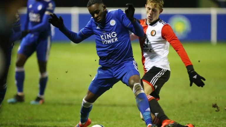 Warriors striker offered new deal at EPL club