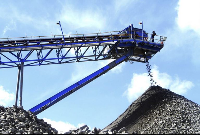 Small Scale Miners slam Chitando for appointing incompetent people