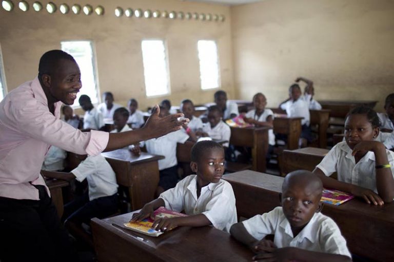 Govt to Crack Whip on Schools Demanding Fees in Foreign Currency