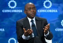 Zimbabwe doctors end strike after billionaire’s offer