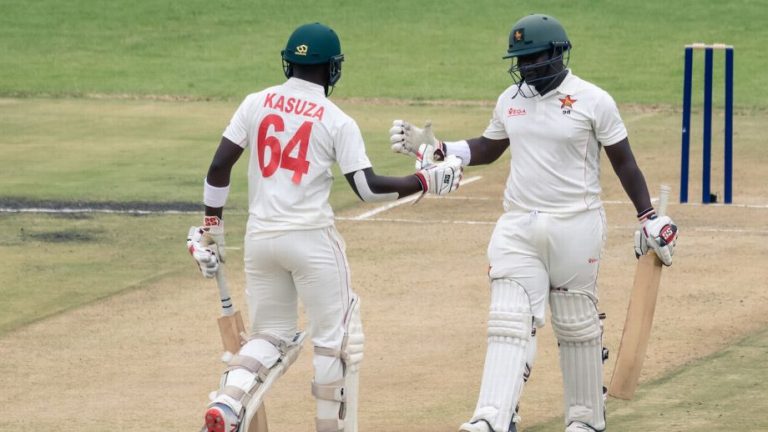 Ervine, Masvaure, Kasuza grind Sri Lanka attack