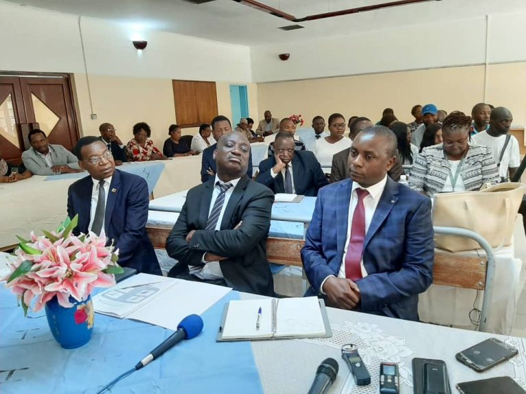 Govt calls on doctors, nurses and hospital management to find common ground
