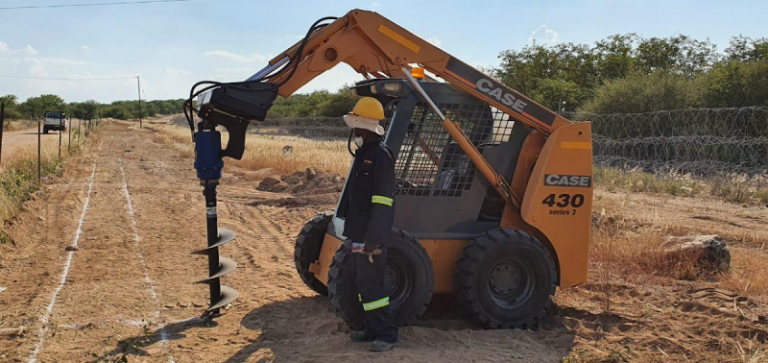 SA’s 40km Zimbabwe Border Fence Goes Ahead Despite Lockdown