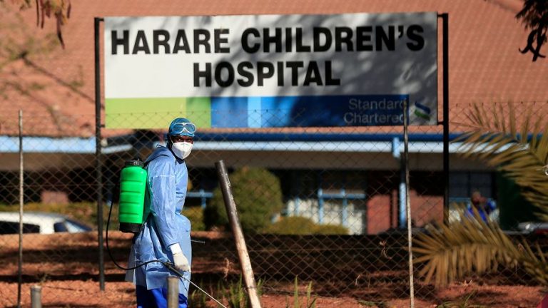 Zimbabwe doctors issue strike notice, demand pay in U.S. dollars