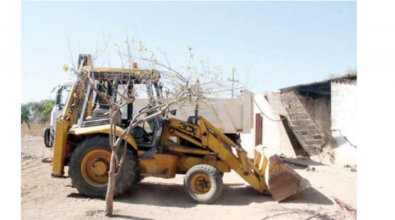 Govt Vows To Continue Demolitions In Harare During Rainy Season