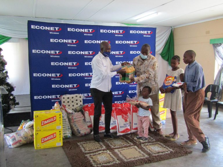 Econet Donates $100 000 To Masvingo Old People’s Home