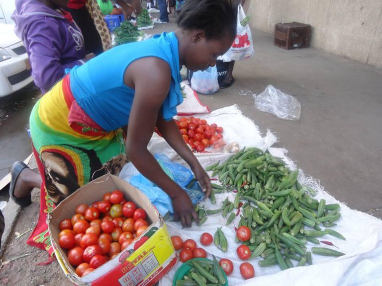Bulawayo Traders Sneak Back To CBD Vending Spots
