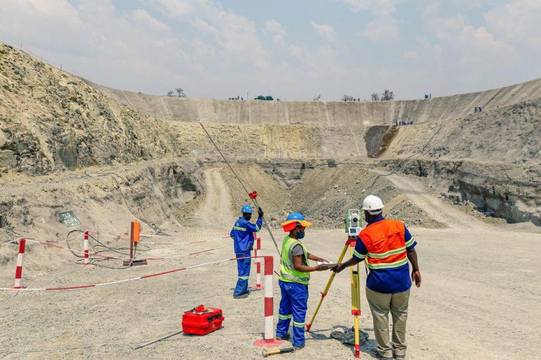 Govt Says It Will Use Mining Profits To Compensate White Former Farmers