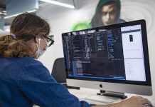 Moroccan geeks flock to ‘hackers’ paradise’ Moroccan geeks flock to 'hackers' paradise'