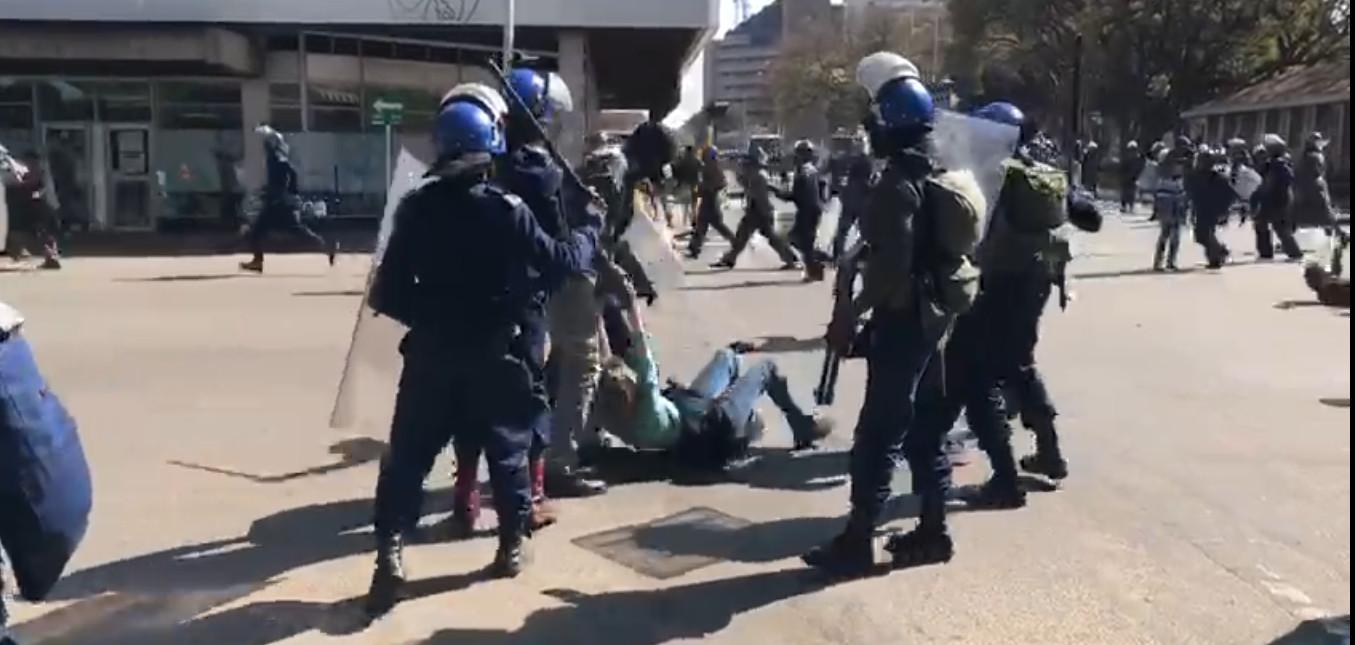 MDC Alliance Planning To Protest Because Party Officials Are Now Convinced The Non-Confrontational Approach Won’t Work – Report MDC Alliance Planning To Protest Because Party Officials Are Now Convinced The Non-Confrontational Approach Won’t Work – Report