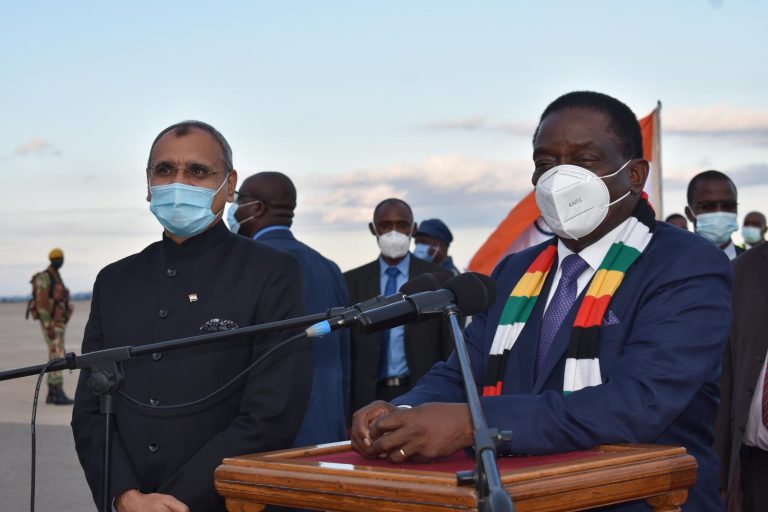 ED Hails ‘Genuine Gift’ As Zim Receives 35 000 Covid-19 Doses From India
