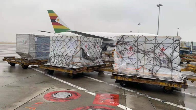 SA Travel Agent Brings Foreigners To Zim For Covid Jabs
