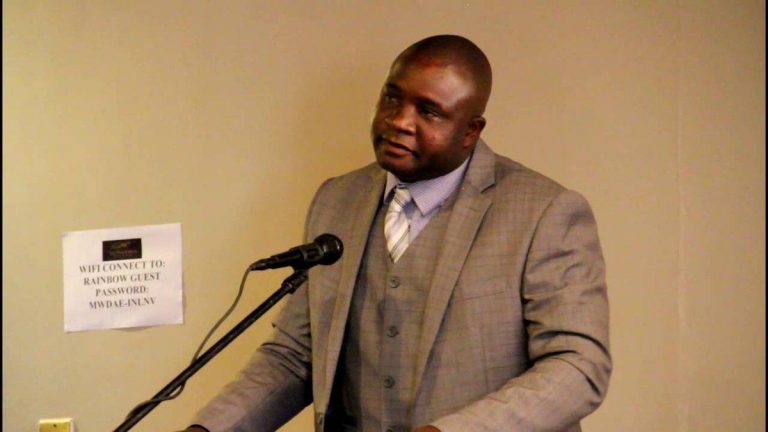 Mines Minister Under Fire For Cancelling Gold Mining Certificate