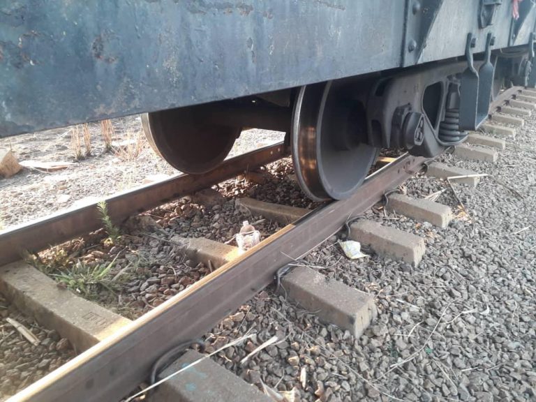 Suicide By Lying Down In Front Of Speeding Trains Becoming “Popular”