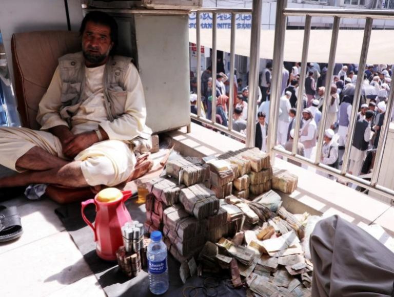 Taliban Bans The Use Of Foreign Currency In Afghanistan