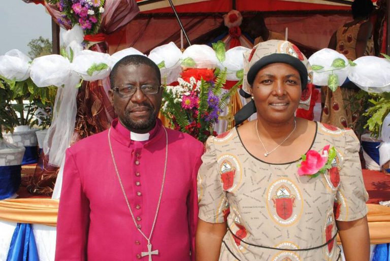 Masvingo Anglican Bishop Bids Farewell