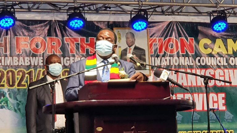 President Mnangagwa Mourns Mutare Accident Victims