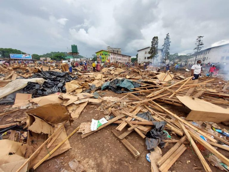 Council Demolishes ‘Illegal Structures’ In Mbare