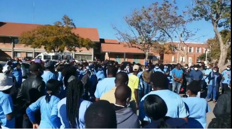 Nurses Criticise Govt, Threaten To Join Teachers’ Strike