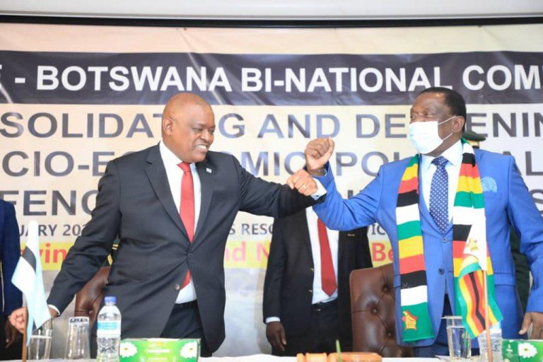 Zimbabwe Donates 50 000 Sinopharm Vaccines To Botswana