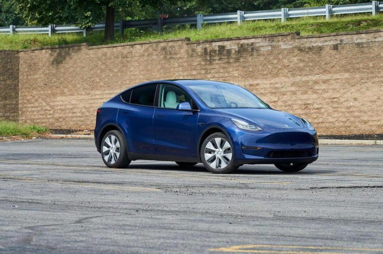 Tesla Now Wants You to Pay Extra for a Level 1 Charger With Its Vehicles