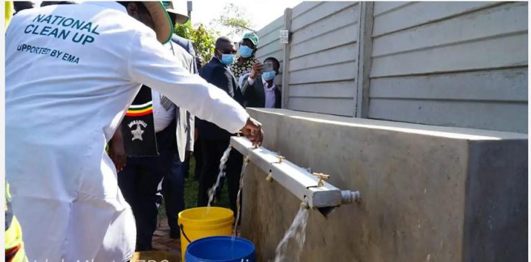 President Mnangagwa Commissions Boreholes In Harare’s Glenview Suburb