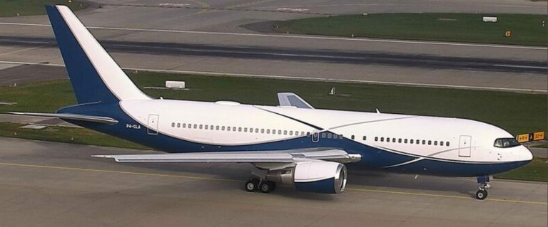 President Mnangagwa Hires US$30 000 Per Flying Hour Plane To Davos