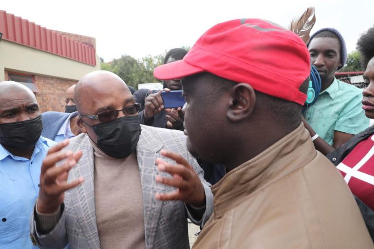 SA Govt Castigates NGO For Giving Zimbabweans “False Hope”
