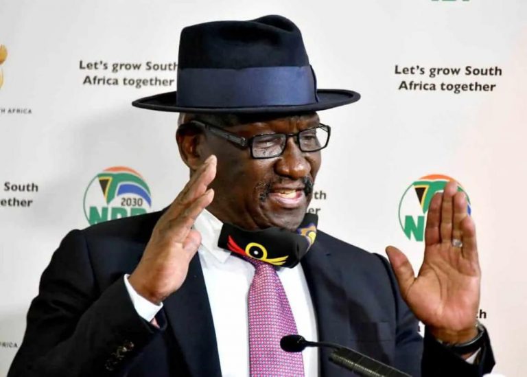 SA Police Minister Cautions Alex Community Against Blaming Crime On Foreigners