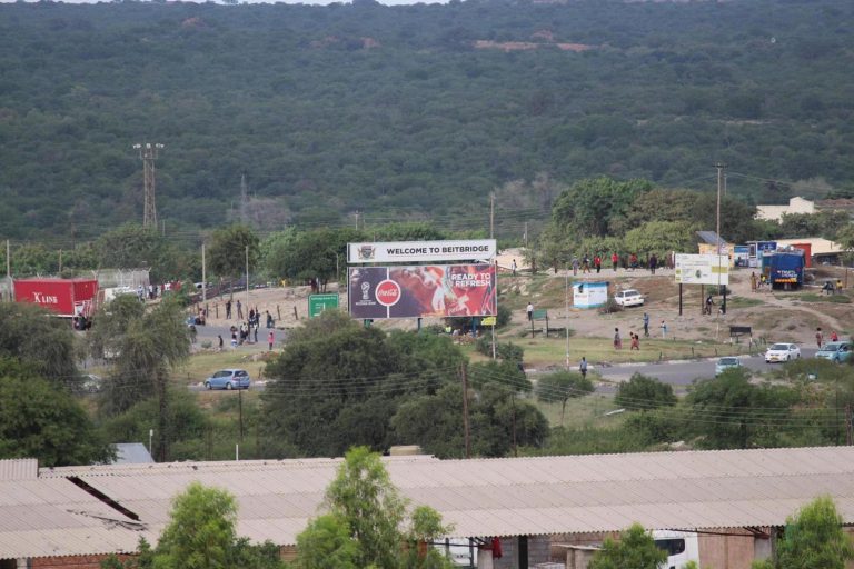 Zimbabweans Trying To Leave South Africa Turned Back At Beitbridge Border