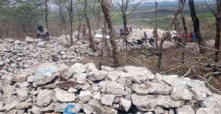 Lithium Rush In Mberengwa: Police Order Miners To Vacate The Area