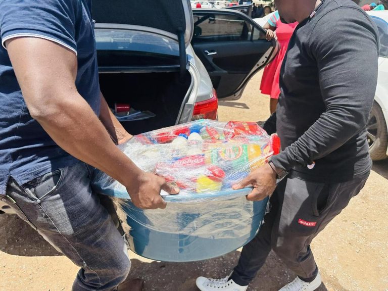 Chamisa Sends Christmas Hampers To Job Sikhala’s Family