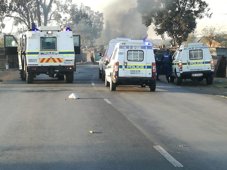 South Africa: 2 Zimbabweans, 5 SAPS Members Arrested Over A Violent Crime Wave