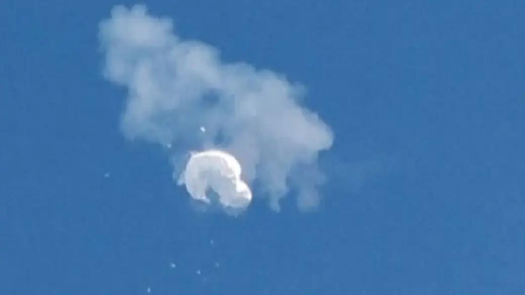US Fighter Jet Shoots Down Suspected Chinese Spy Balloon US Fighter Jet Shoots Down Suspected Chinese Spy Balloon