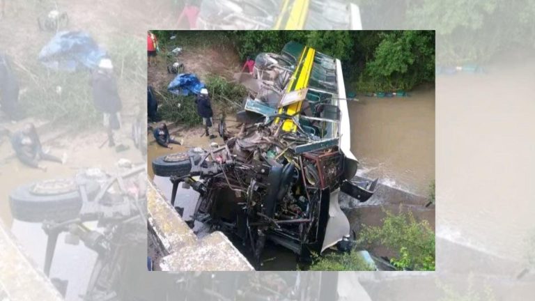 “I Thought I Was Dead,” Zimbabwean Man Narrates Limpopo Bus Crash