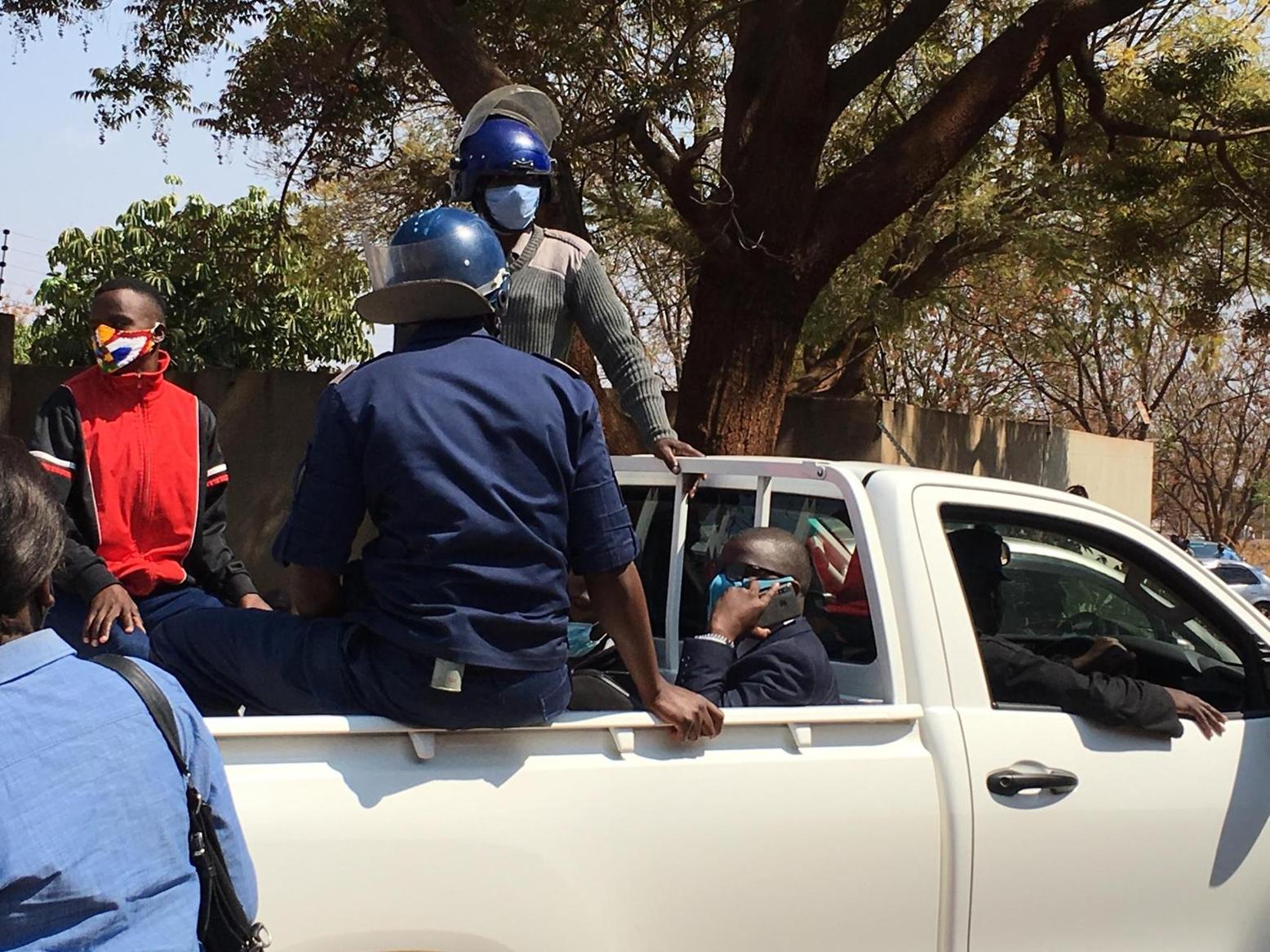 Trio Caught With Fake US Dollar Notes Printer In Bulawayo Trio Caught With Fake US Dollar Notes Printer In Bulawayo